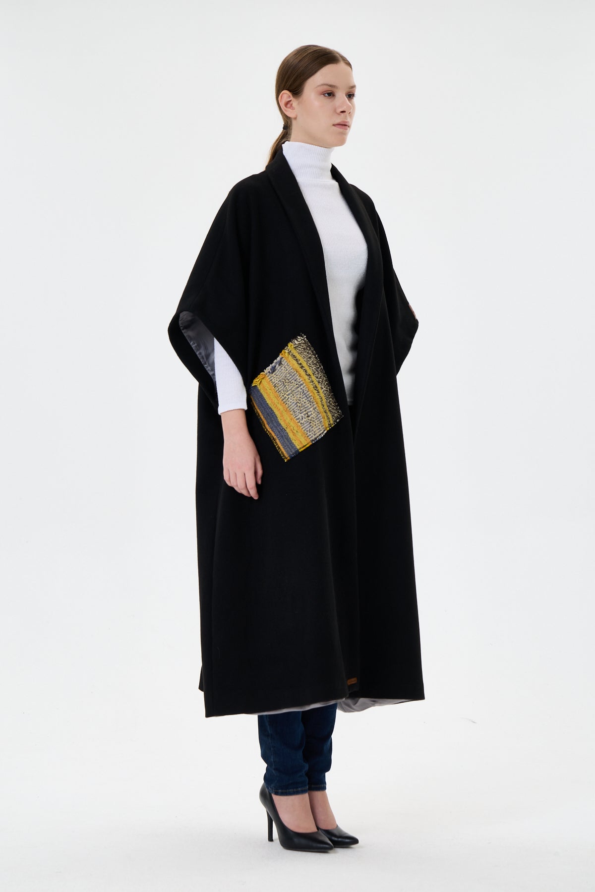 Derviş hırkası (kök boyalı kilim parçaları)